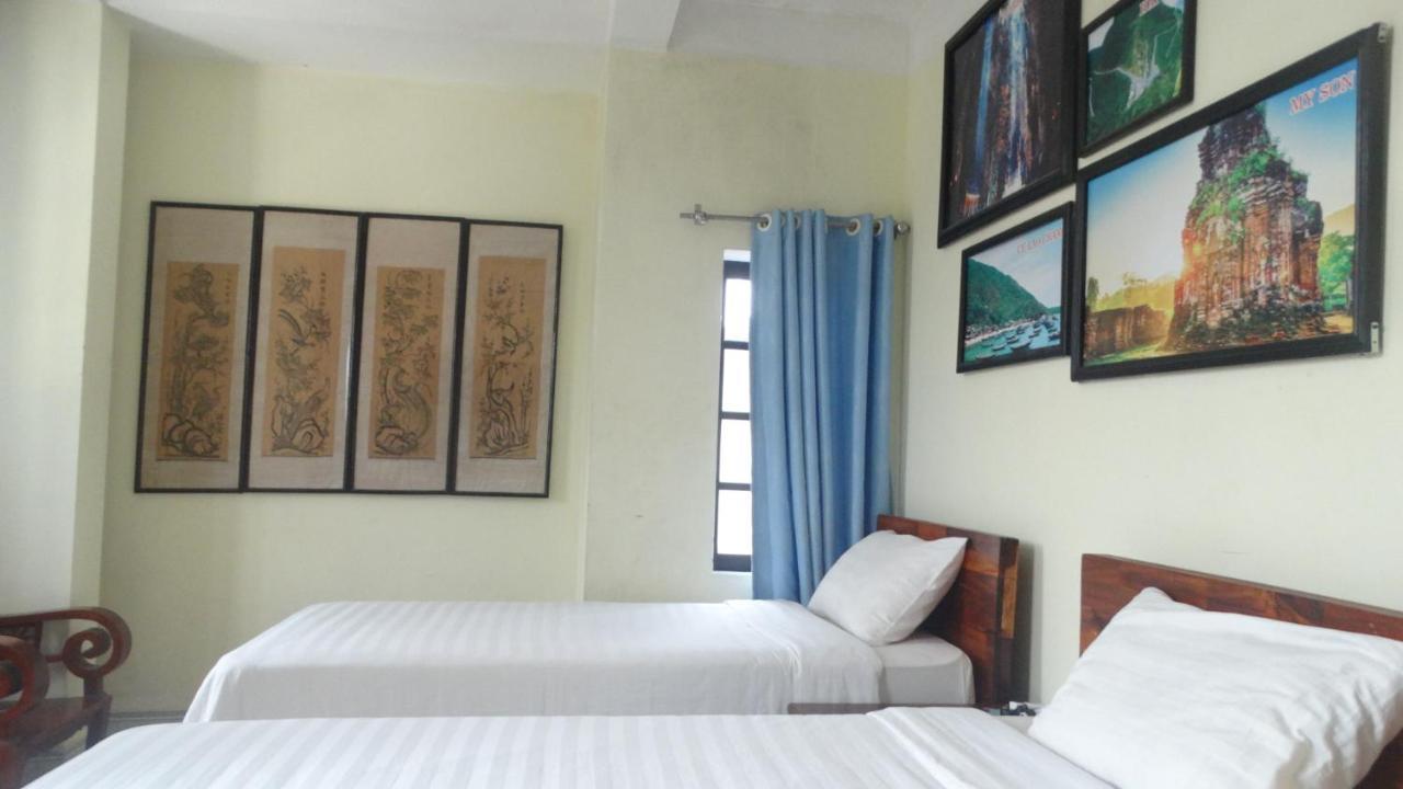 Yellow House Homestay Хойан Экстерьер фото